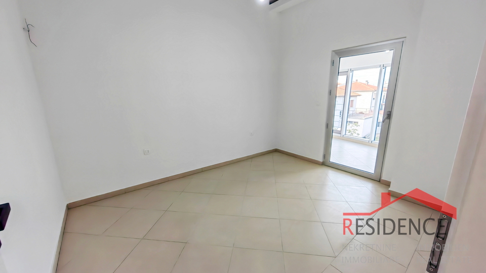 Veli Vrh, Three-room apartment in a new building