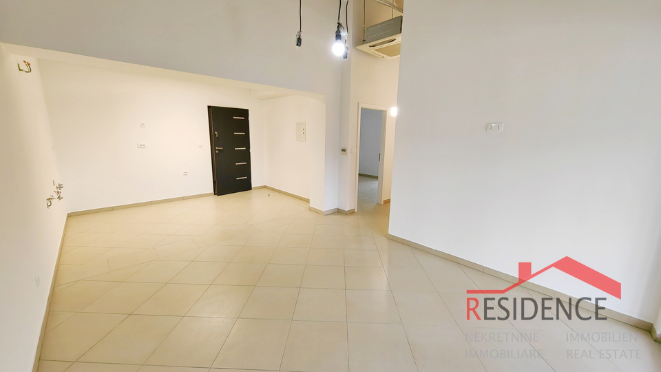 Veli Vrh, Three-room apartment in a new building