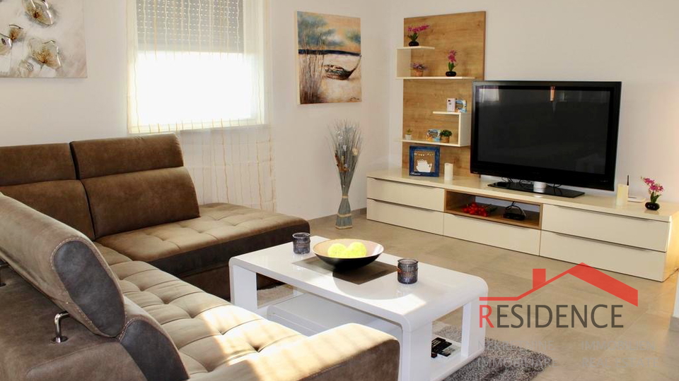 Apartment in Medulin on the ground floor with swimming pool and garden