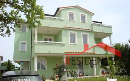 Medulin, house on 3 floors, sea view