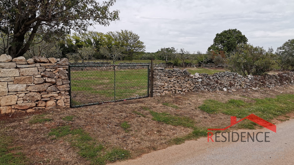 Land, 914 m2, For Sale, Medulin