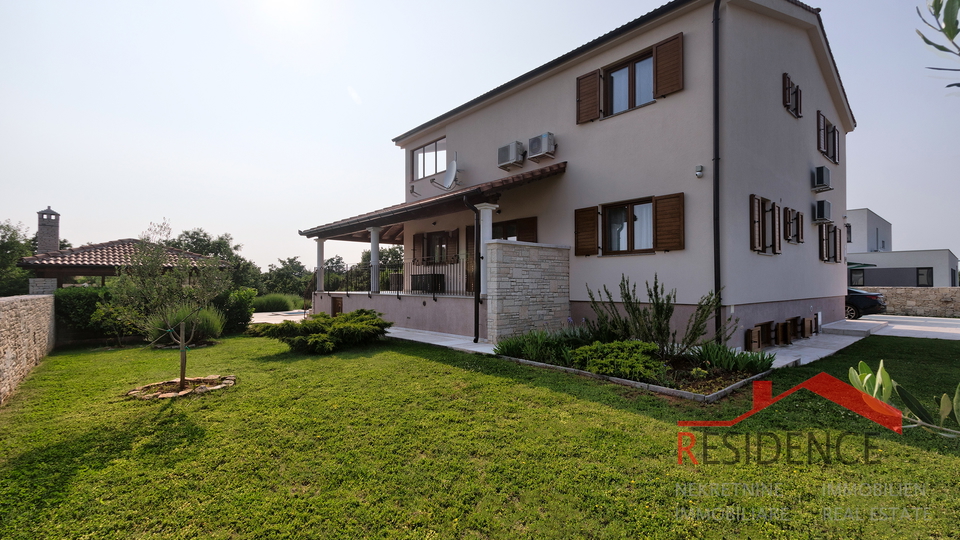 House, 294 m2, For Sale, Svetvinčenat - Štokovci