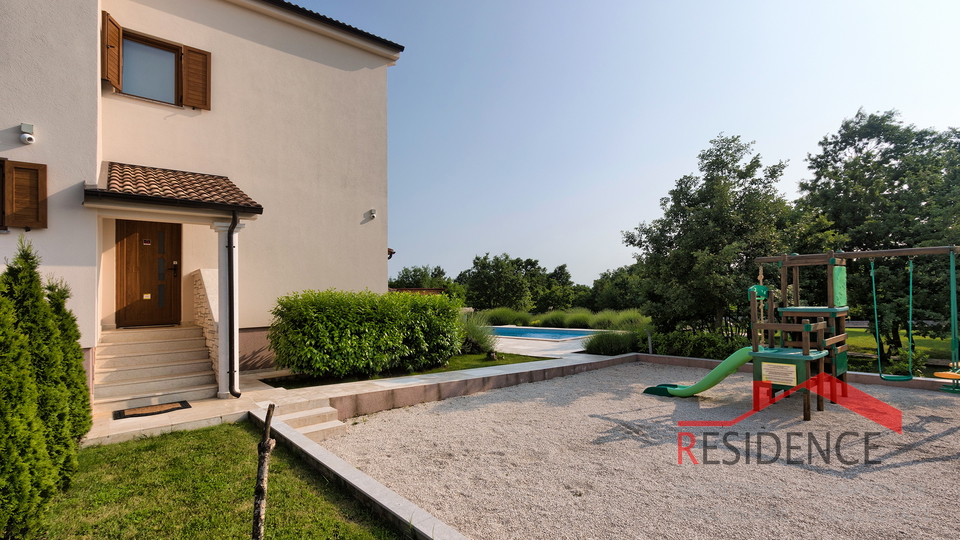 House, 294 m2, For Sale, Svetvinčenat - Štokovci