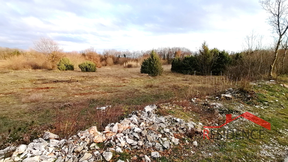 HRELJIĆI, BUILDING LAND