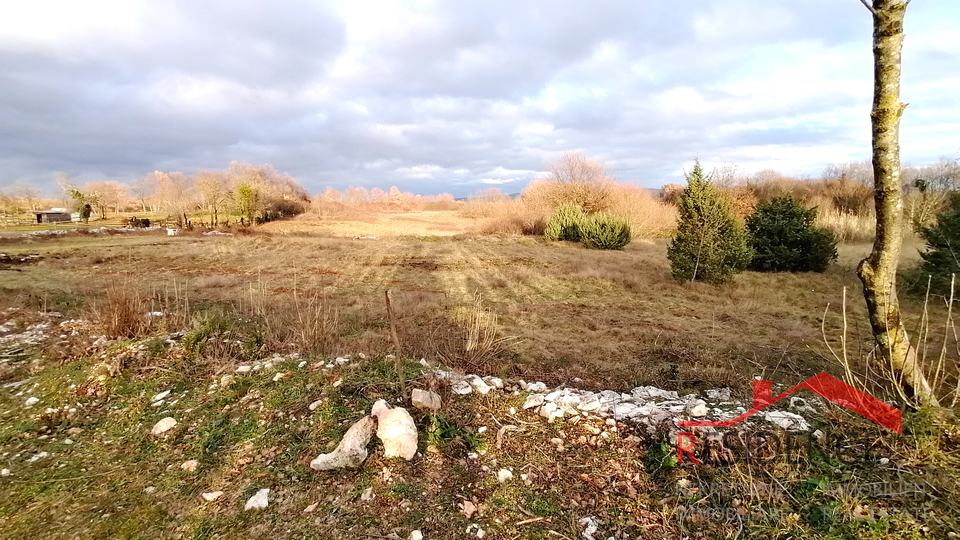 HRELJIĆI, TERRENO EDIFICABILE