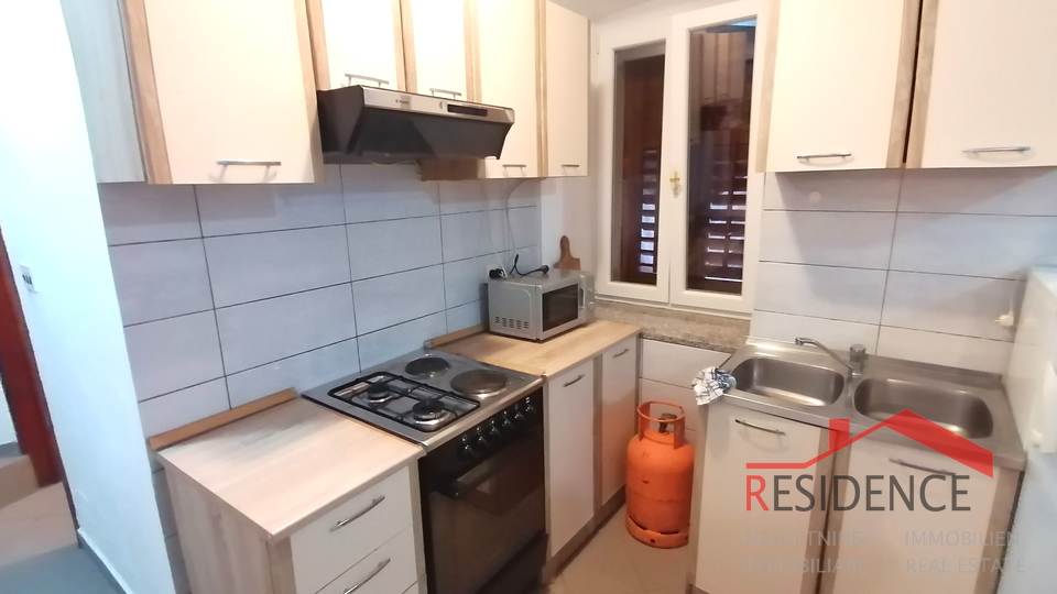 PULA - CENTER, GROUND FLOOR APARTMENT