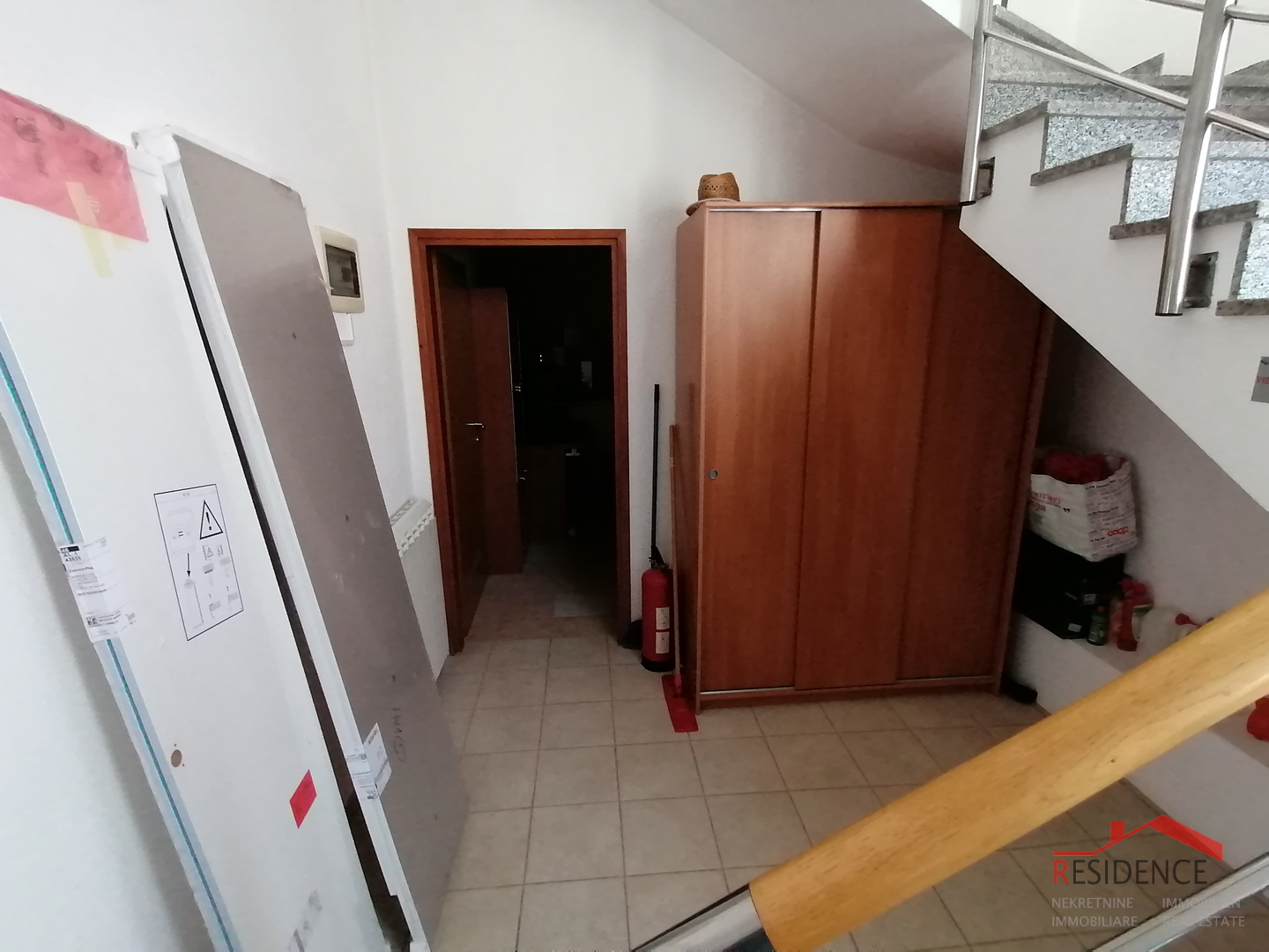 Samostojeća kuća u Premanturi s pogledom na more