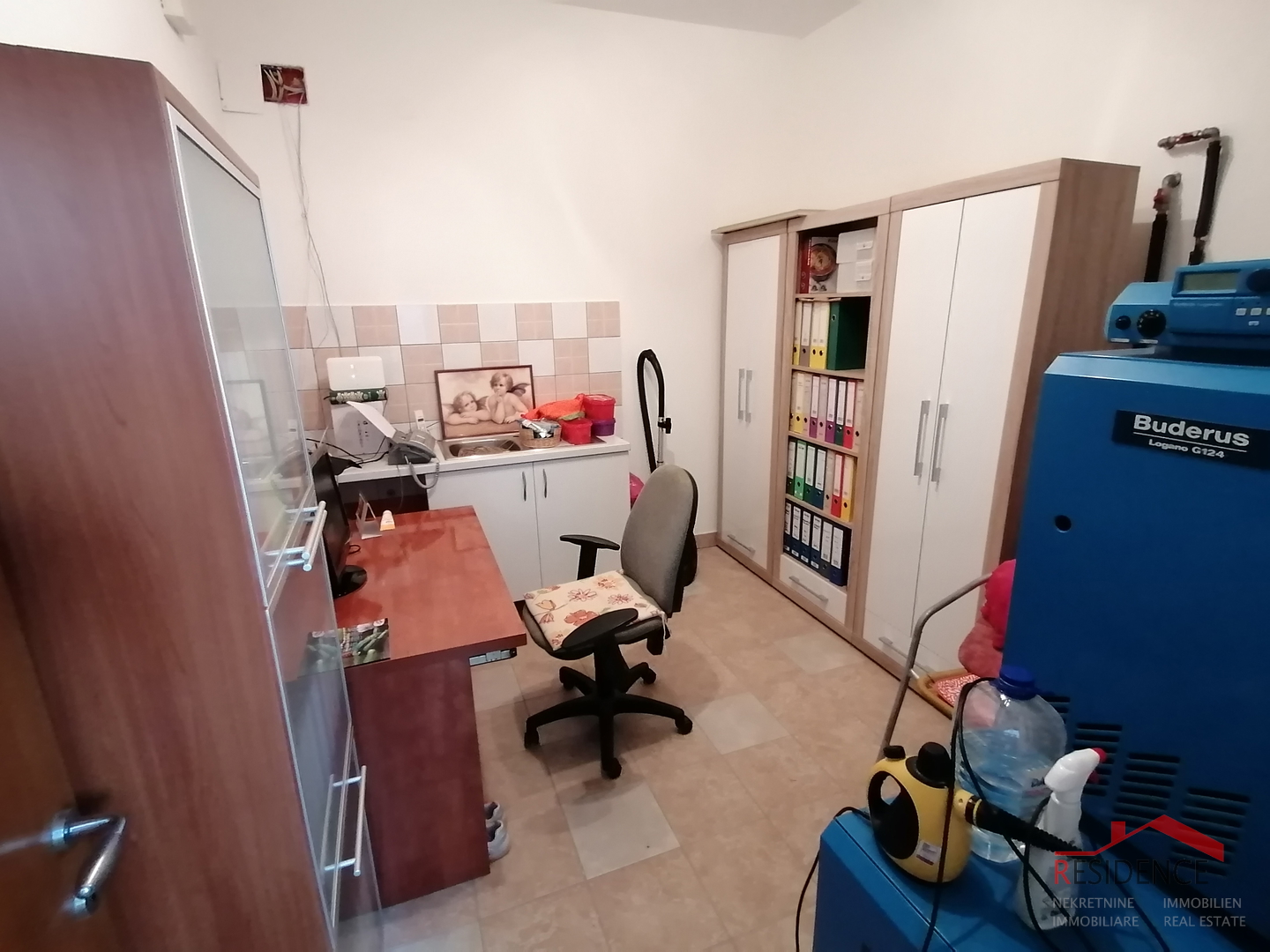 Samostojeća kuća u Premanturi s pogledom na more