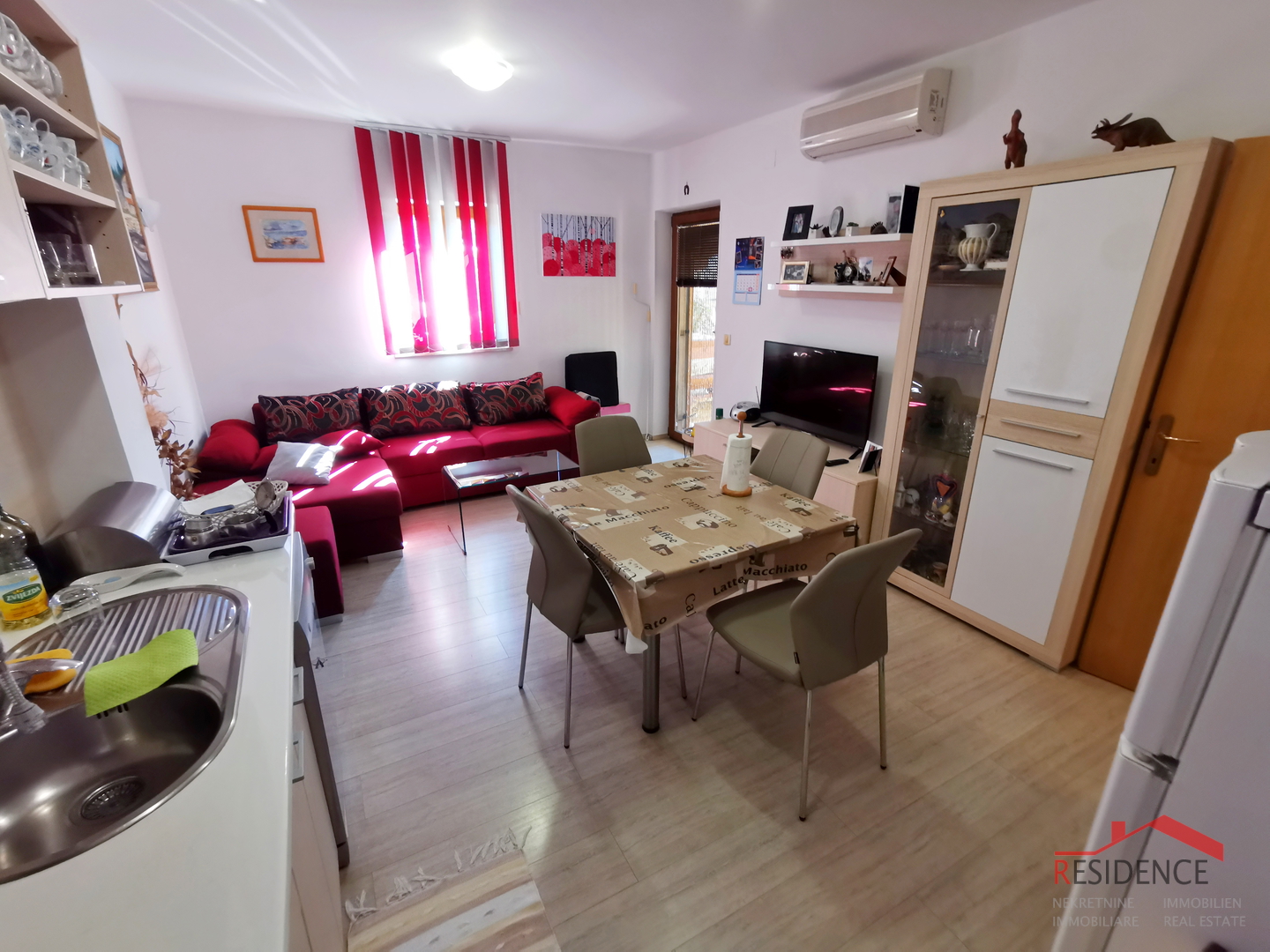 Ekskluzivna prodaja stana s vrtom u Banjolama - Volme