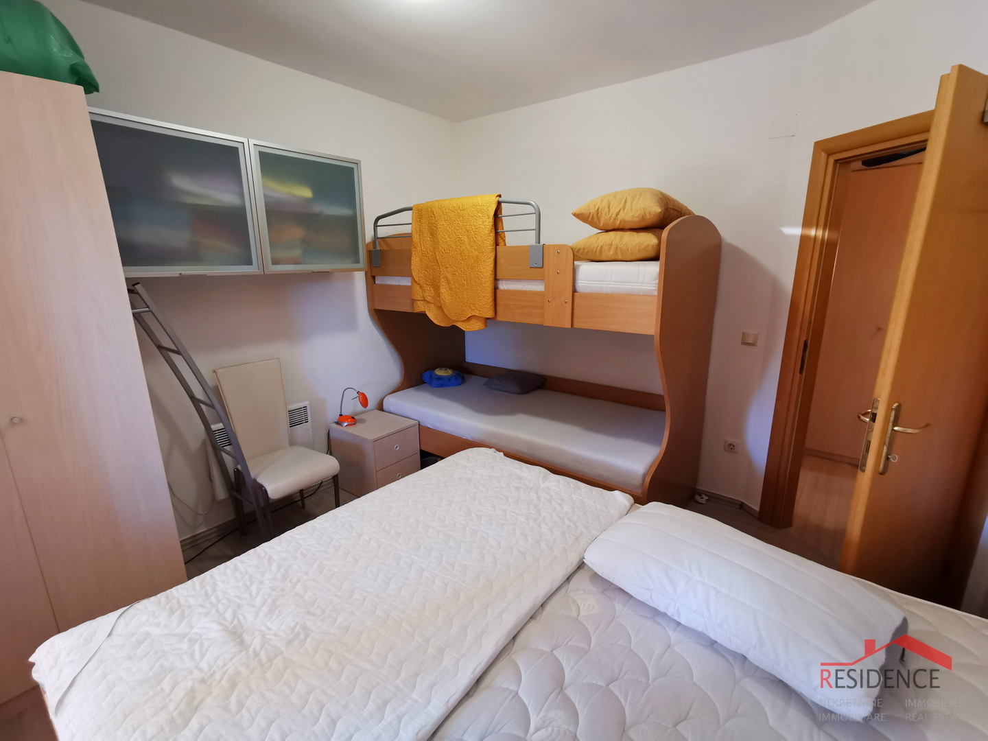 Ekskluzivna prodaja stana s vrtom u Banjolama - Volme