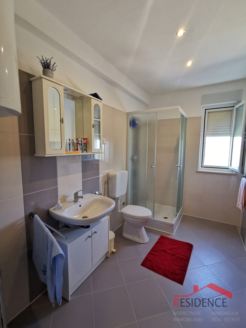 Banjole, Volme, kuća blizu mora, vrt, 2 parkirna mjesta