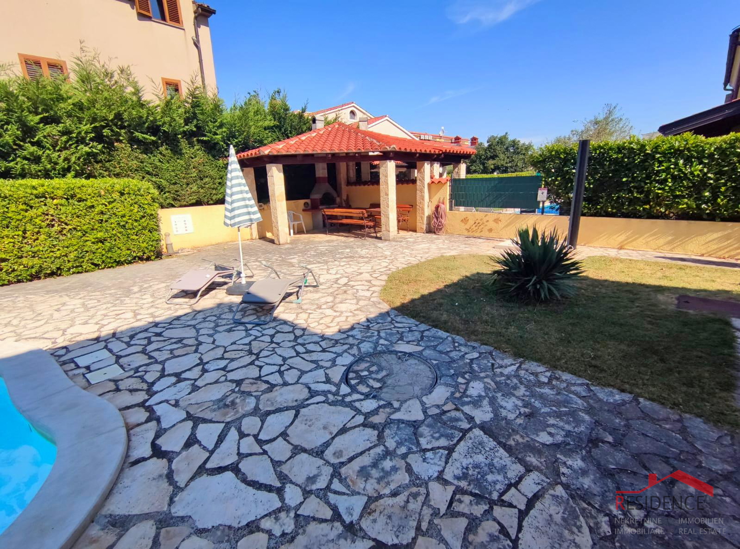 Apartment in Volme with swimming pool, near the sea