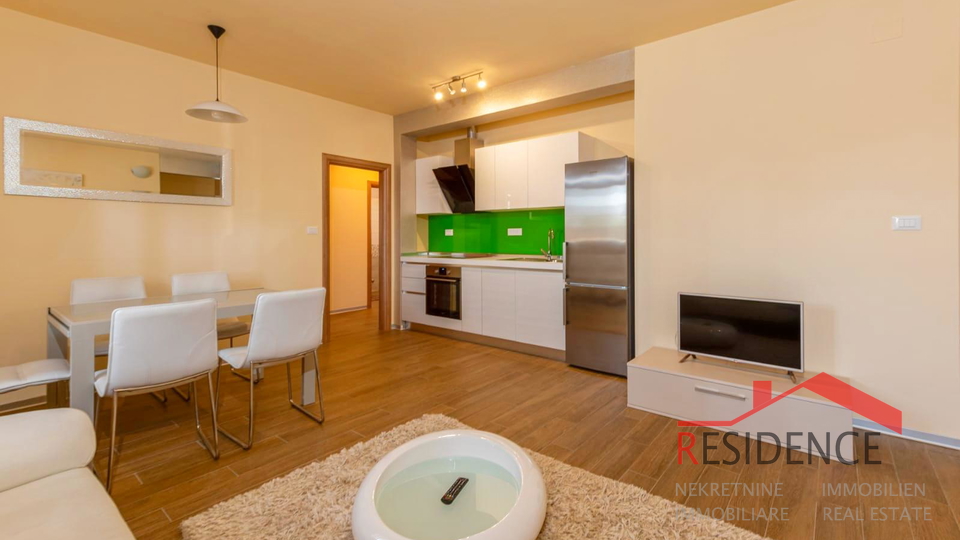 Apartman, Volme, Banjole, blizu morja, 1. nadstropje
