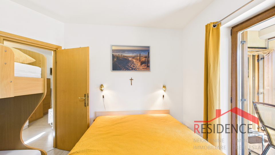 Exklusiver Verkauf einer Wohnung mit Garten in Banjole - Volme