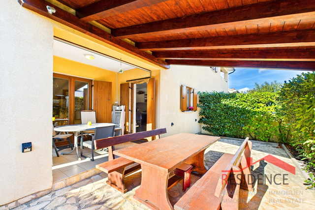 Exclusive sale of an apartment with a garden in Banjole - Volme