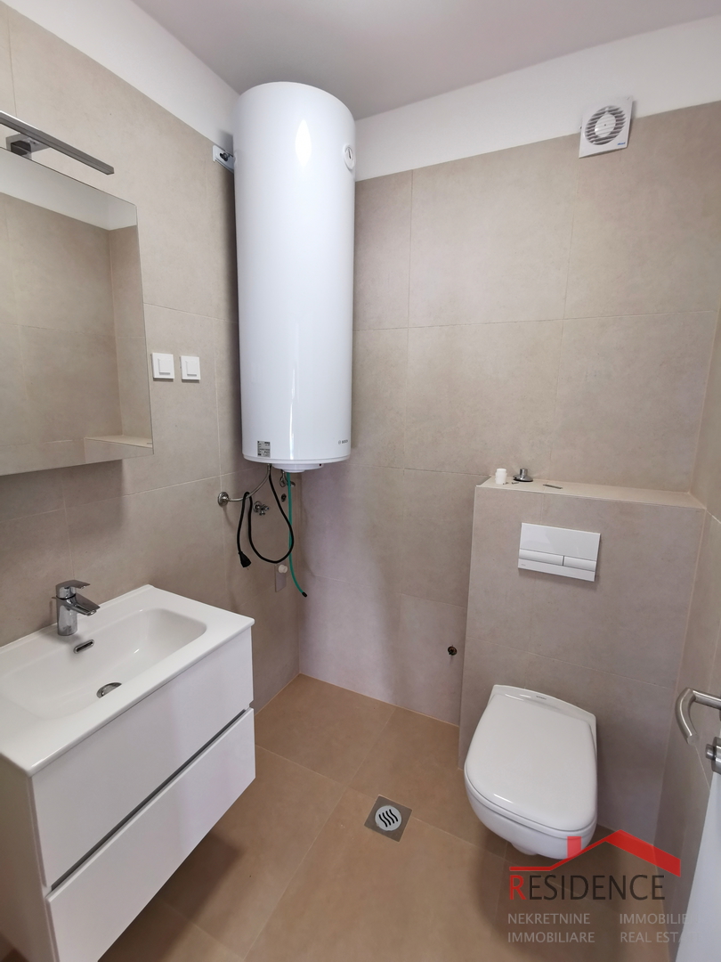 Juršići, Umgebung, neues Einfamilienhaus mit Swimmingpool