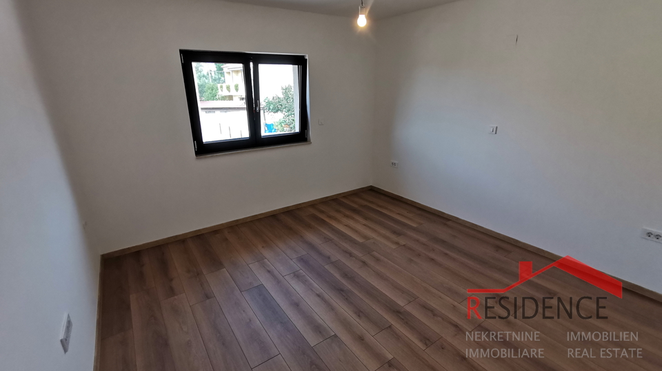 Juršići, Umgebung, neues Einfamilienhaus mit Swimmingpool