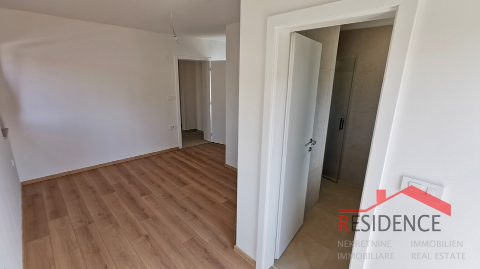 Juršići, Umgebung, neues Einfamilienhaus mit Swimmingpool