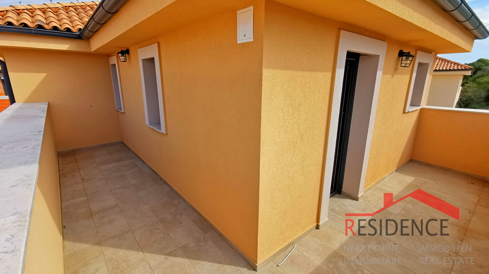 Juršići, Umgebung, neues Einfamilienhaus mit Swimmingpool