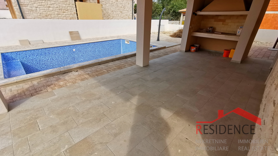 Juršići, Umgebung, neues Einfamilienhaus mit Swimmingpool