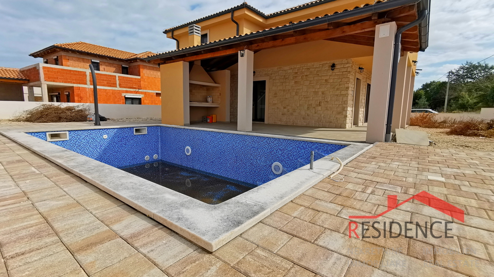 Juršići, Umgebung, neues Einfamilienhaus mit Swimmingpool
