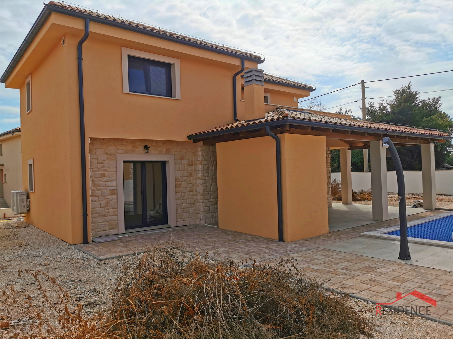 Juršići, Umgebung, neues Einfamilienhaus mit Swimmingpool