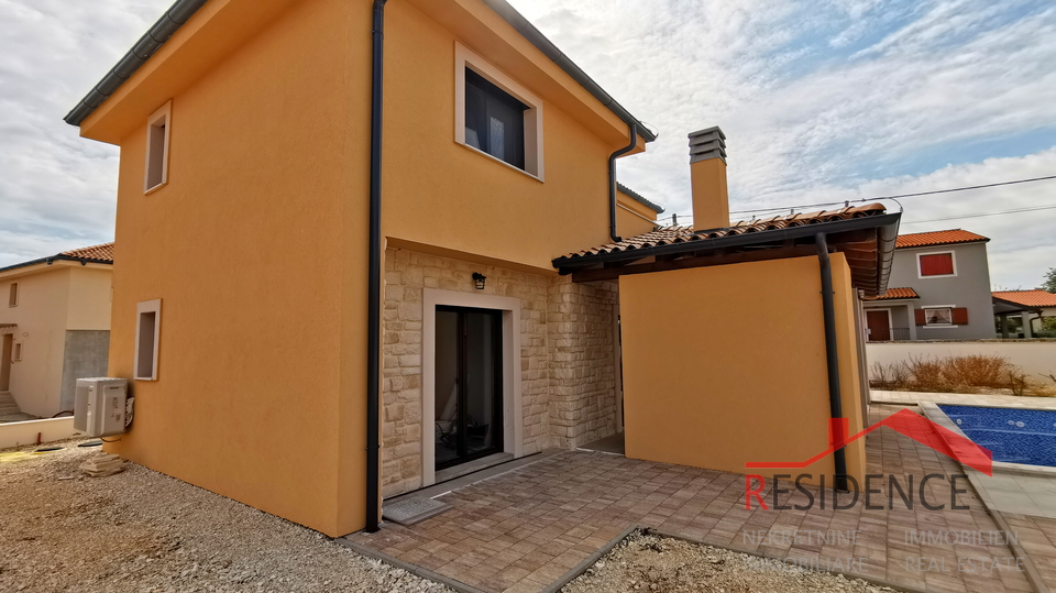 Juršići, Umgebung, neues Einfamilienhaus mit Swimmingpool