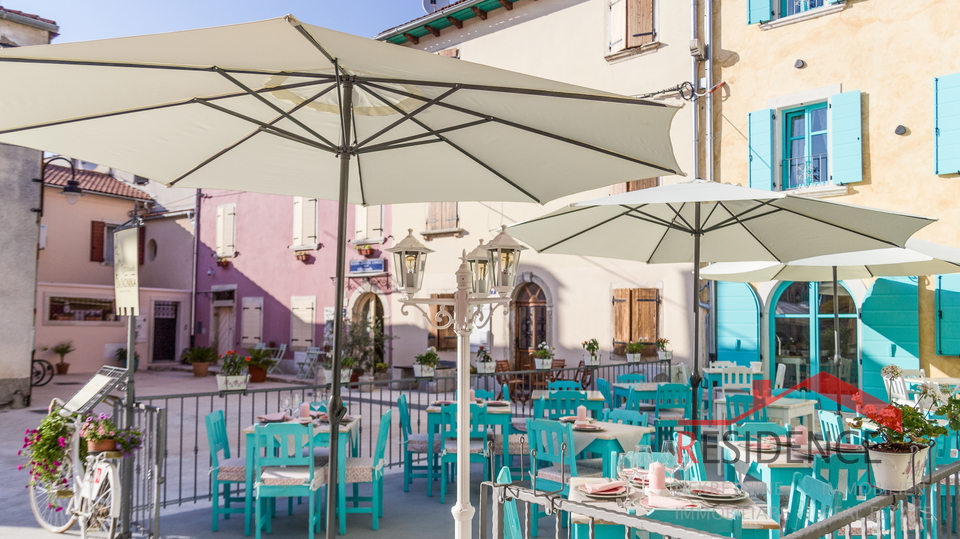 Fažana,  Heritage Hotel, udaljen od mora 100 metara