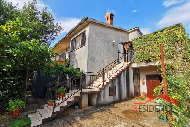 House in Jadreški, residential - commercial purposes