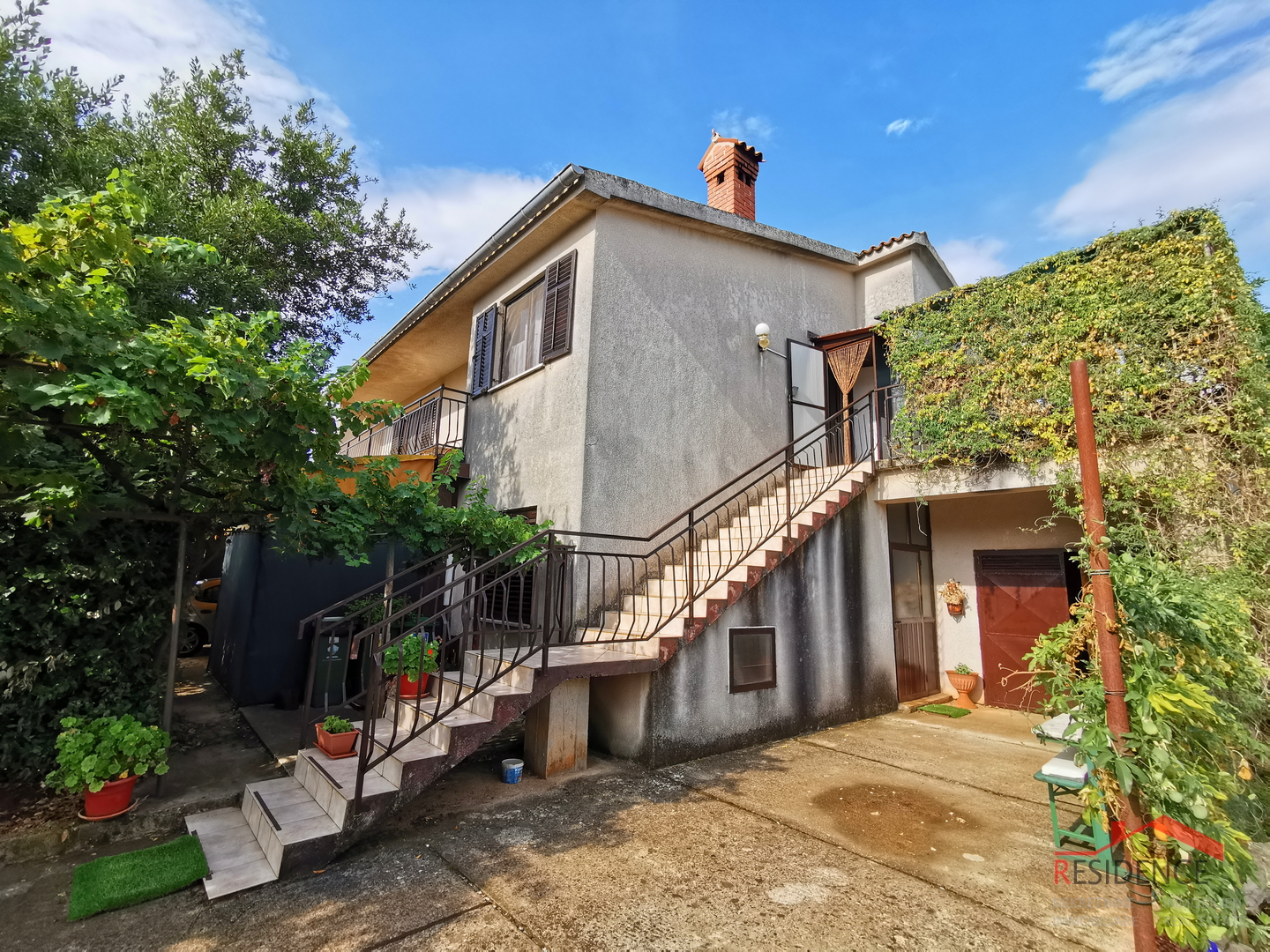 House in Jadreški, residential - commercial purposes