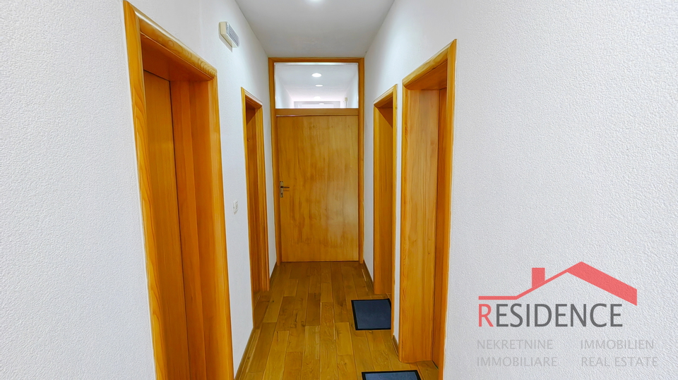 House, 200 m2, For Rent, Svetvinčenat