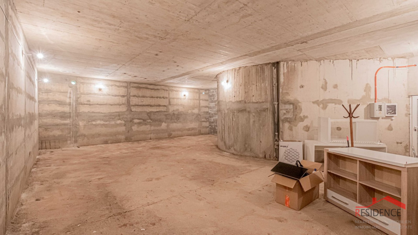 Poslovni prostor u podrumskom djelu poslovne zgrade