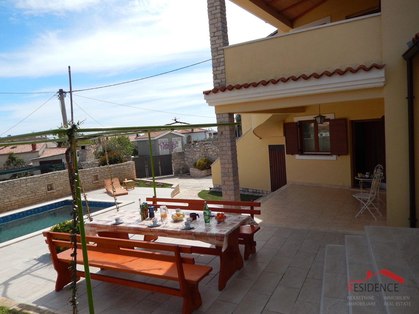 Beautiful Holiday House with Swimming Pool in Ližnjan