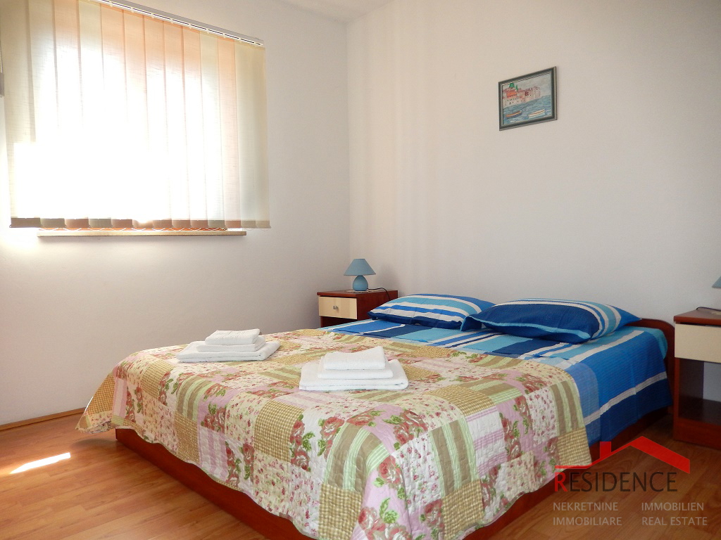 Beautiful Holiday House with Swimming Pool in Ližnjan