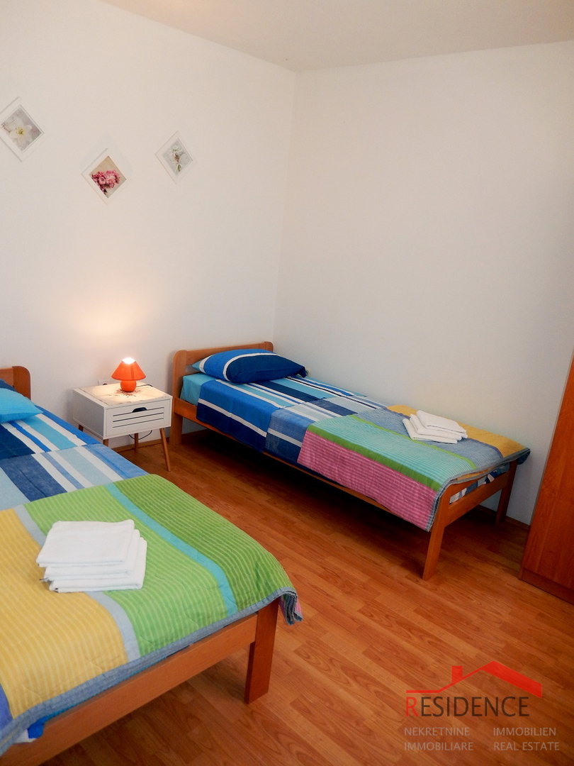 Beautiful Holiday House with Swimming Pool in Ližnjan