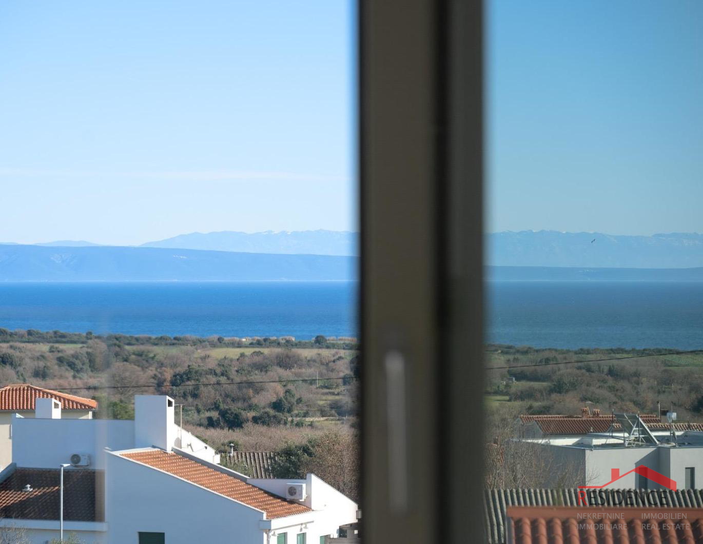 Ližnjan, nova villa s bazenom i pogledom na more