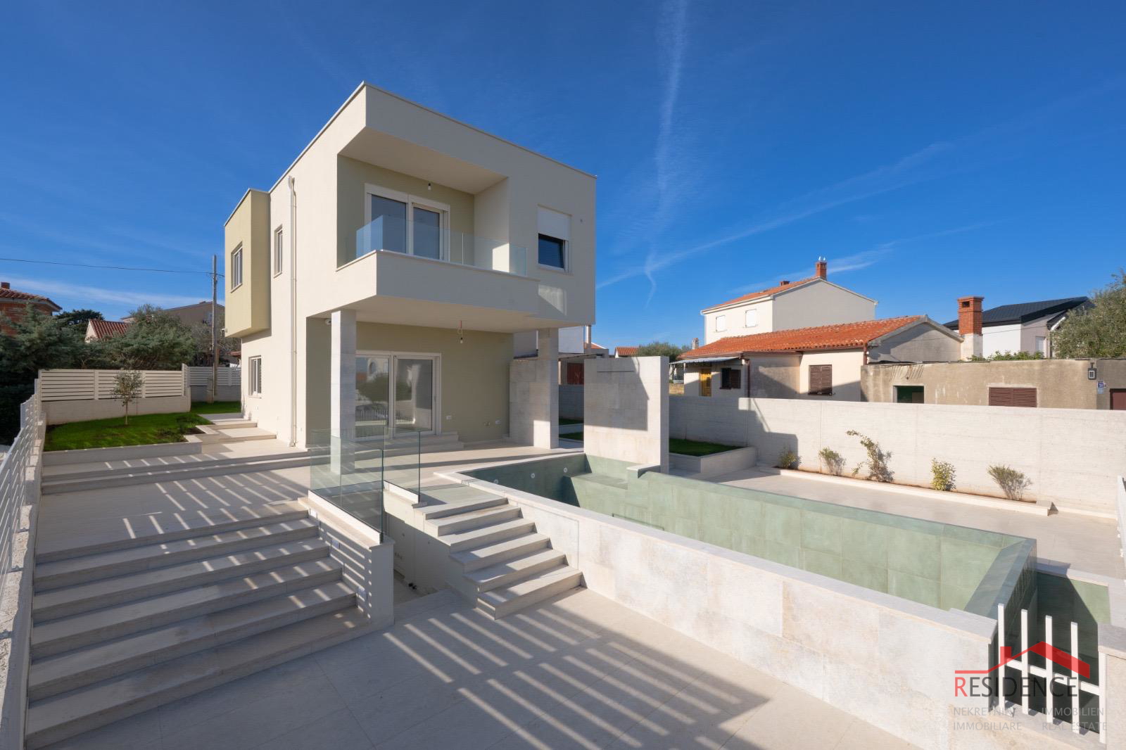 Ližnjan, nova villa s bazenom i pogledom na more