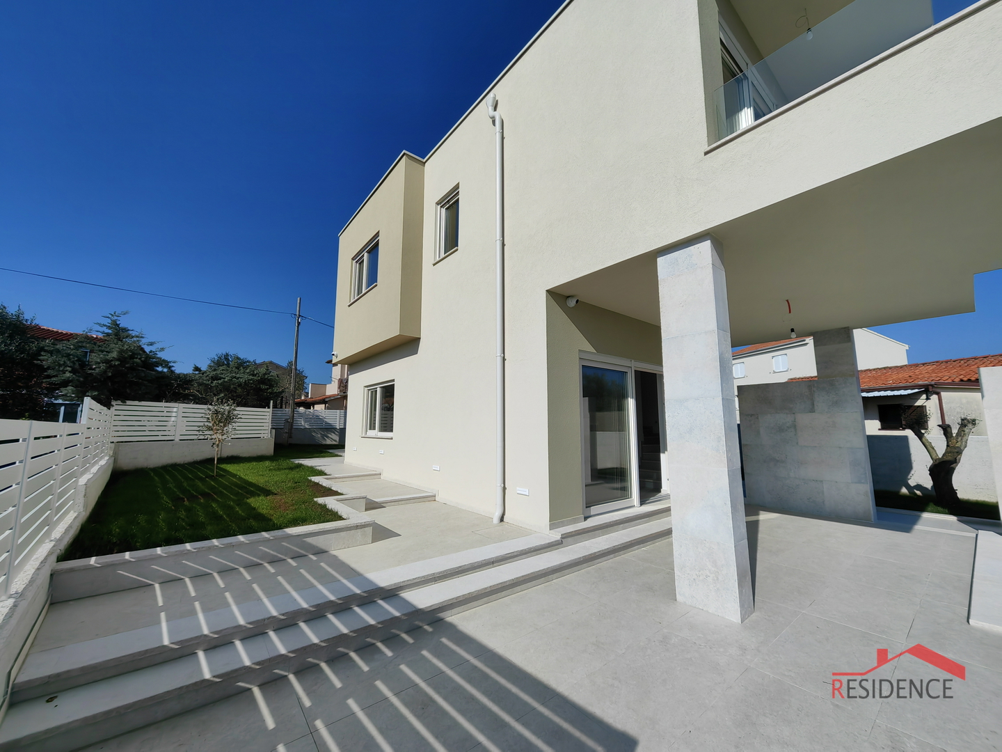 Ližnjan, nova villa s bazenom i pogledom na more