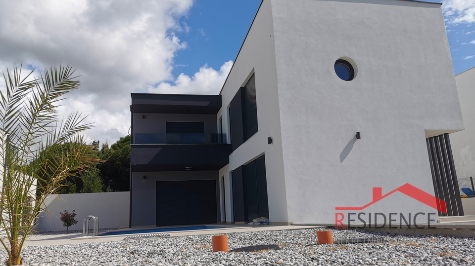 Ližnjan, modern duplex house with swimming pool