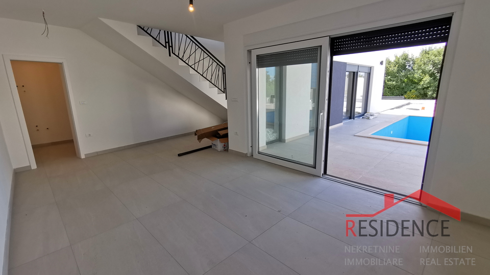 Ližnjan, modern duplex house with swimming pool