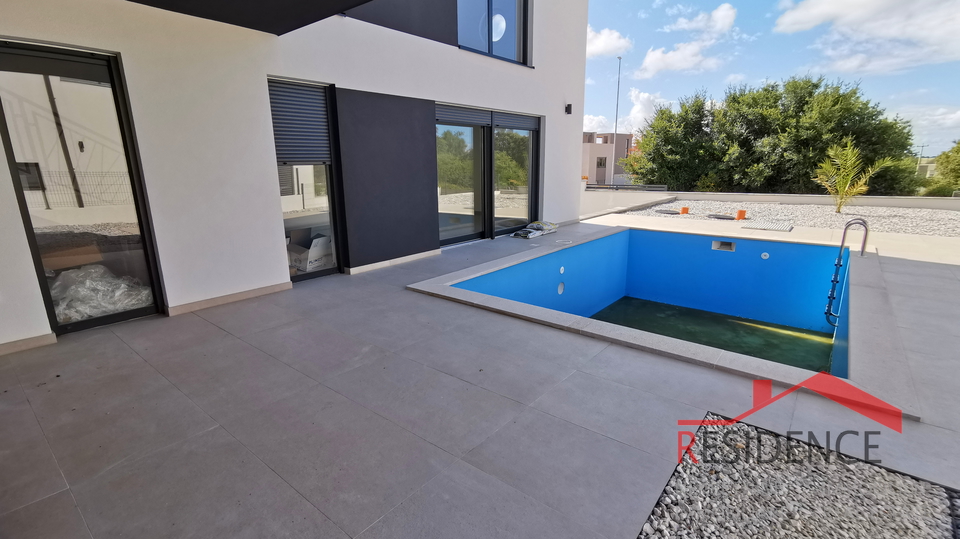 Ližnjan, modern duplex house with swimming pool