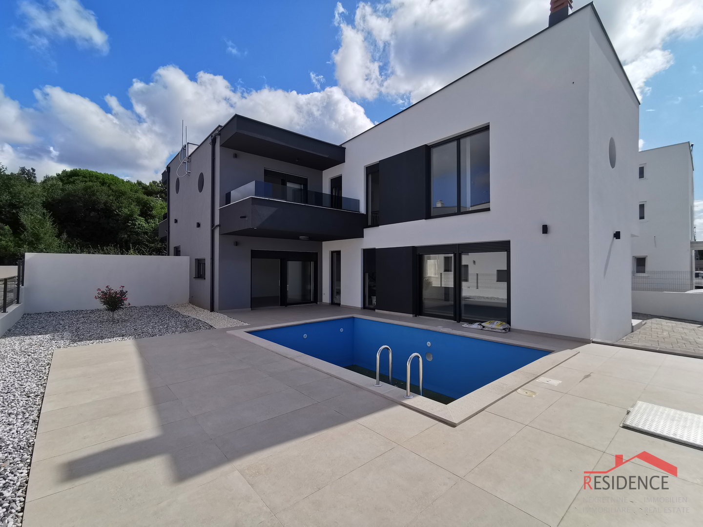 Ližnjan, modern duplex house with swimming pool