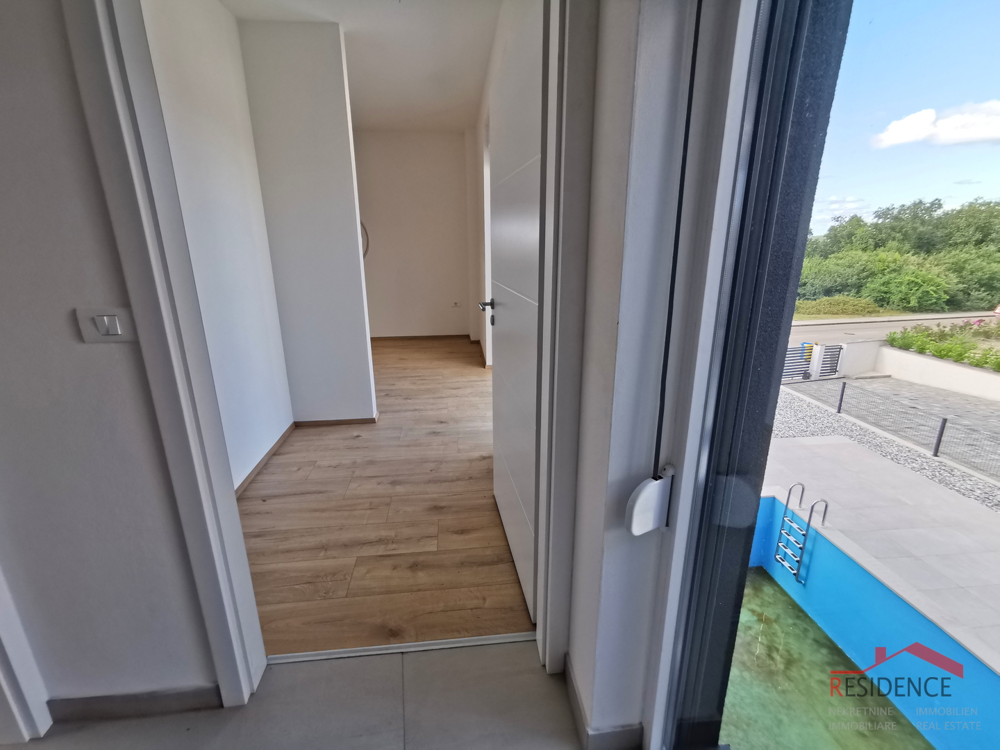 Ližnjan, modern duplex house with swimming pool