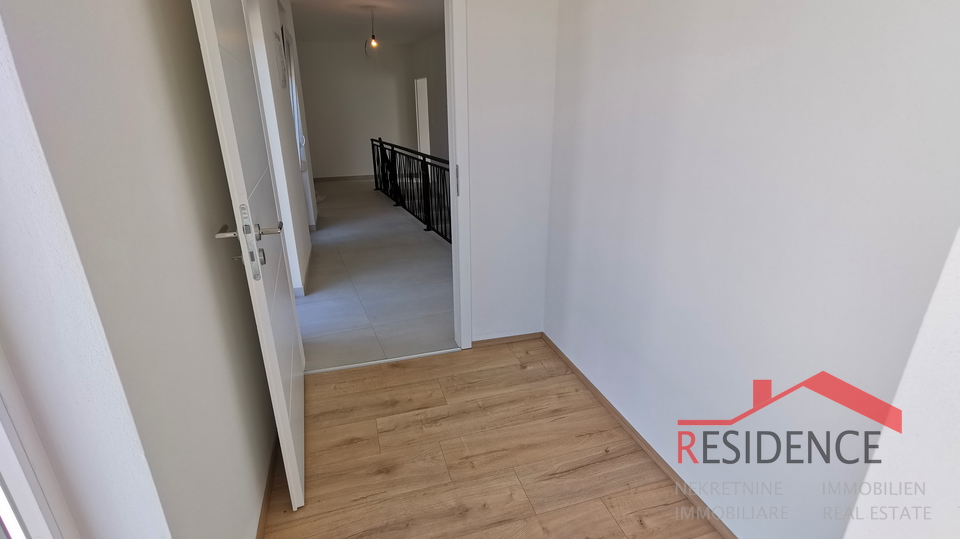 Ližnjan, modern duplex house with swimming pool