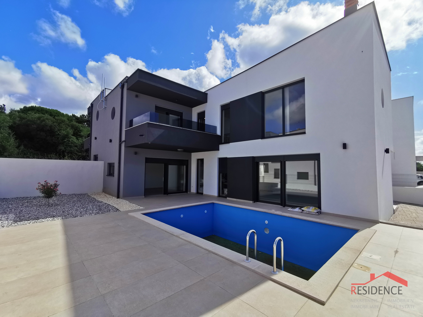 Ližnjan, modern duplex house with swimming pool