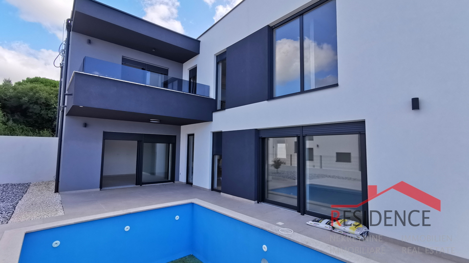 Ližnjan, modern duplex house with swimming pool