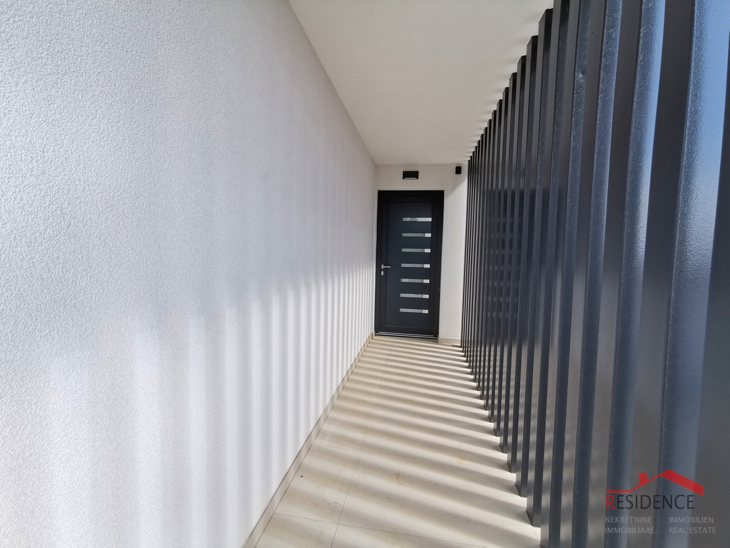 Ližnjan, modern duplex house with swimming pool