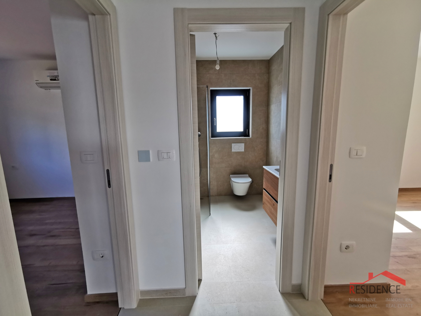 Medulin, novogradnja, stan u prizemlju sa vrtom