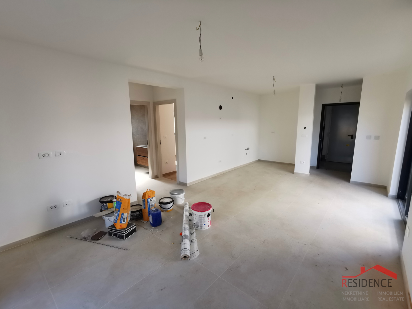 Medulin, novogradnja, stan u prizemlju sa vrtom