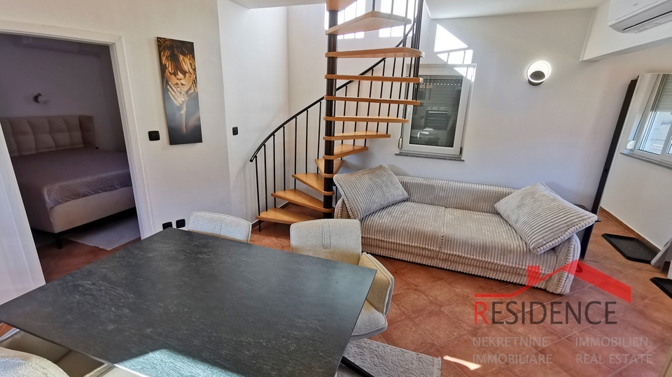 Medulin&comma; Center&comma; house with 2 apartments&comma; garden&comma; sea view